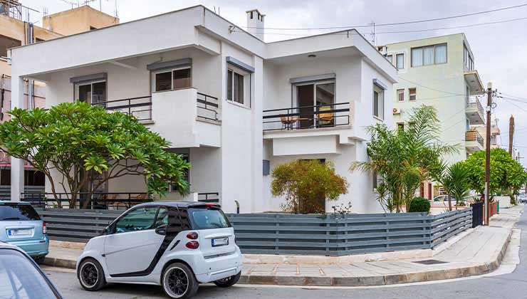 Deyar house property building exterior view